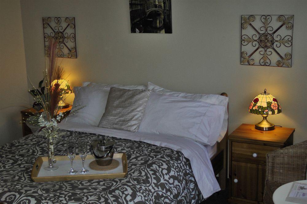 Hôtel-Auberge Objectif Santé Longueuil Esterno foto