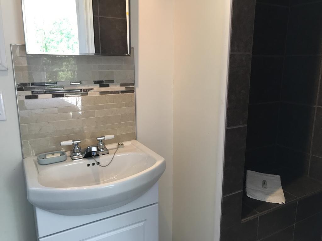 Hôtel-Auberge Objectif Santé Longueuil Esterno foto