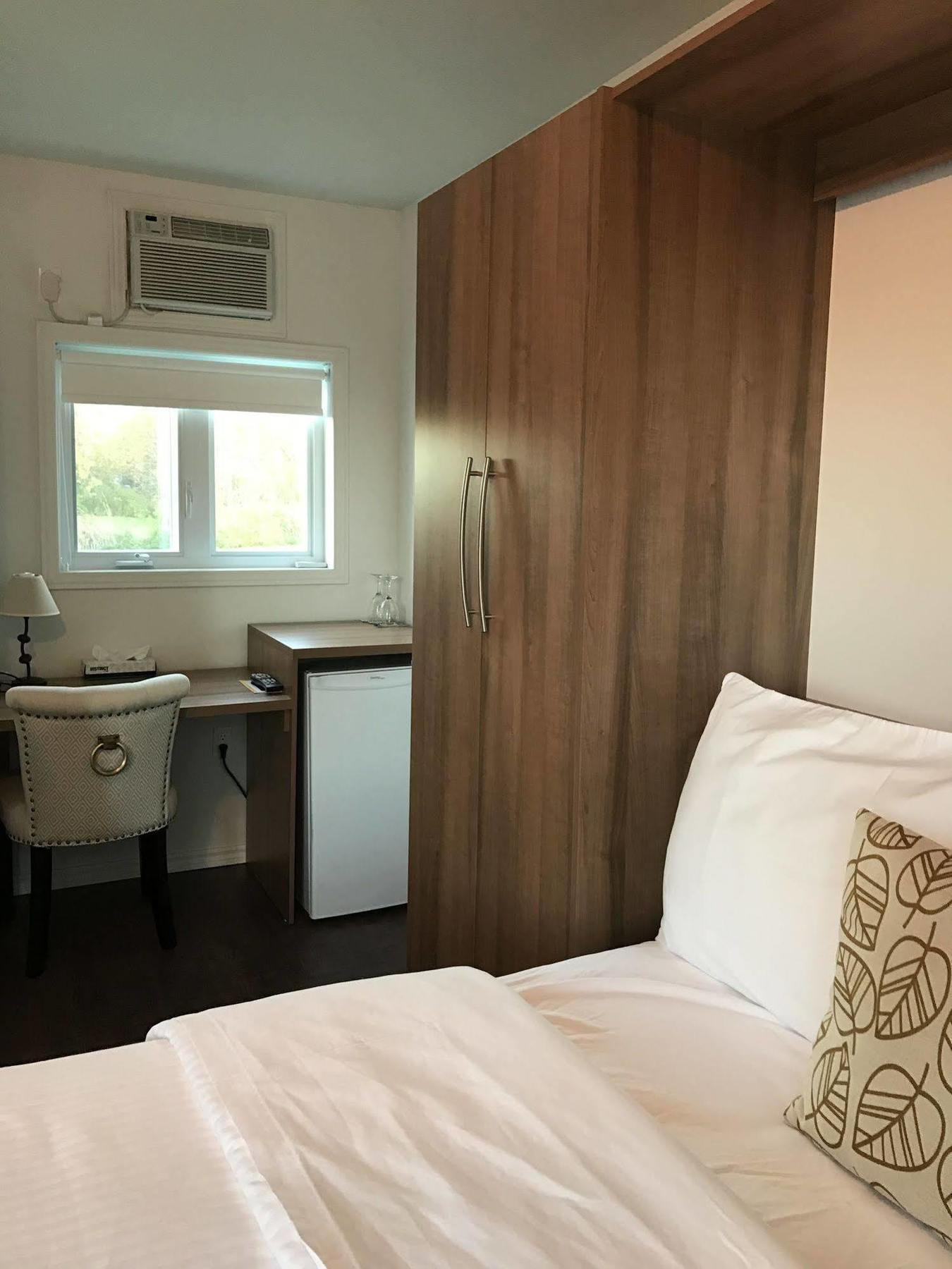 Hôtel-Auberge Objectif Santé Longueuil Esterno foto